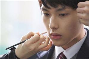 人中短的男人怎么样?