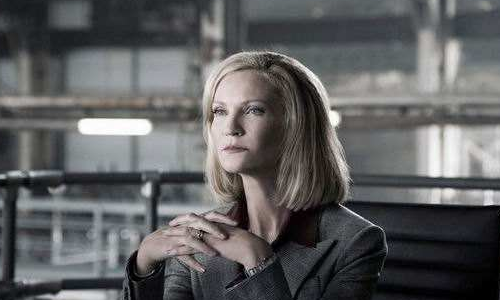 《死亡飞车》:那种几乎从头到尾的引擎声,刹车声以及弹药发射的声音