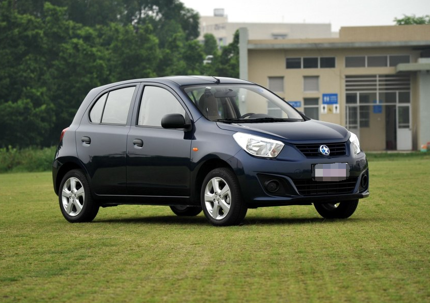 东风启辰r30绝对留住你的视线,霸气的外表,让你心动的车型