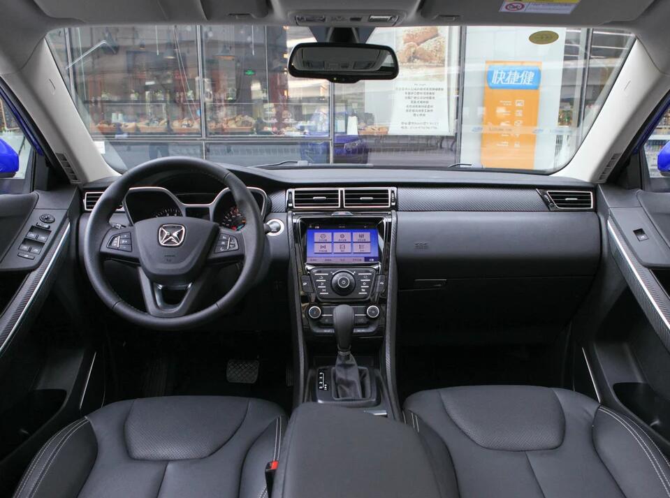 江铃汽车-驭胜s330,内饰才是这款车的看点