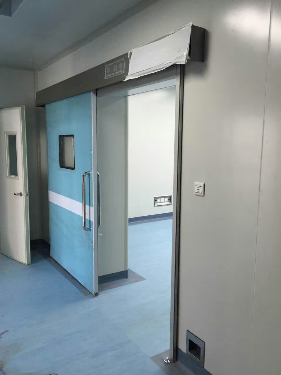 人民医院手术室门图片图片