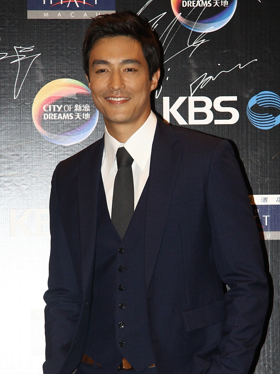 韩国混血男演员 daniel henney,这张英俊帅气的脸相信大家都不陌生