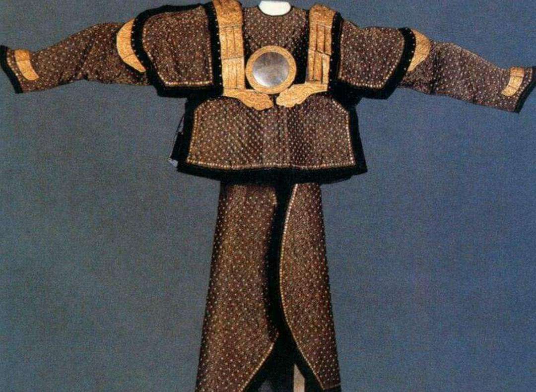 努尔哈赤仅凭十三副盔甲就敢起兵吗?