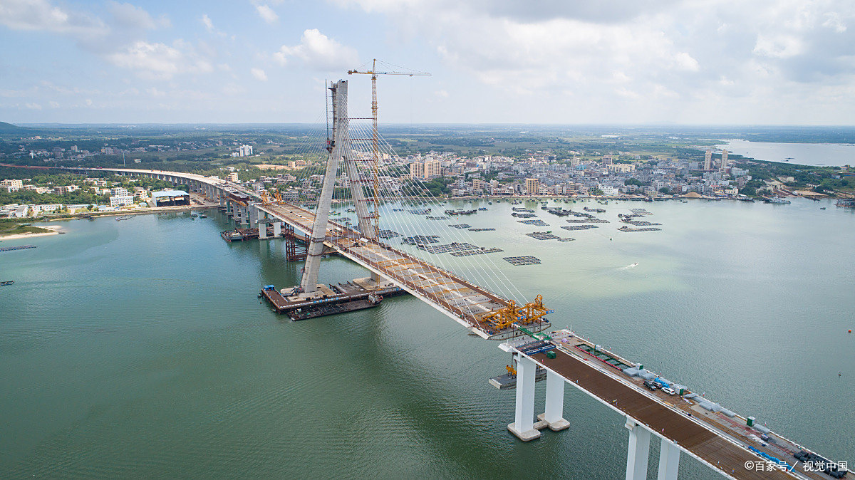 足够努力,做事踏实,这是大多数人有所突破的底层态度,当然有些异常