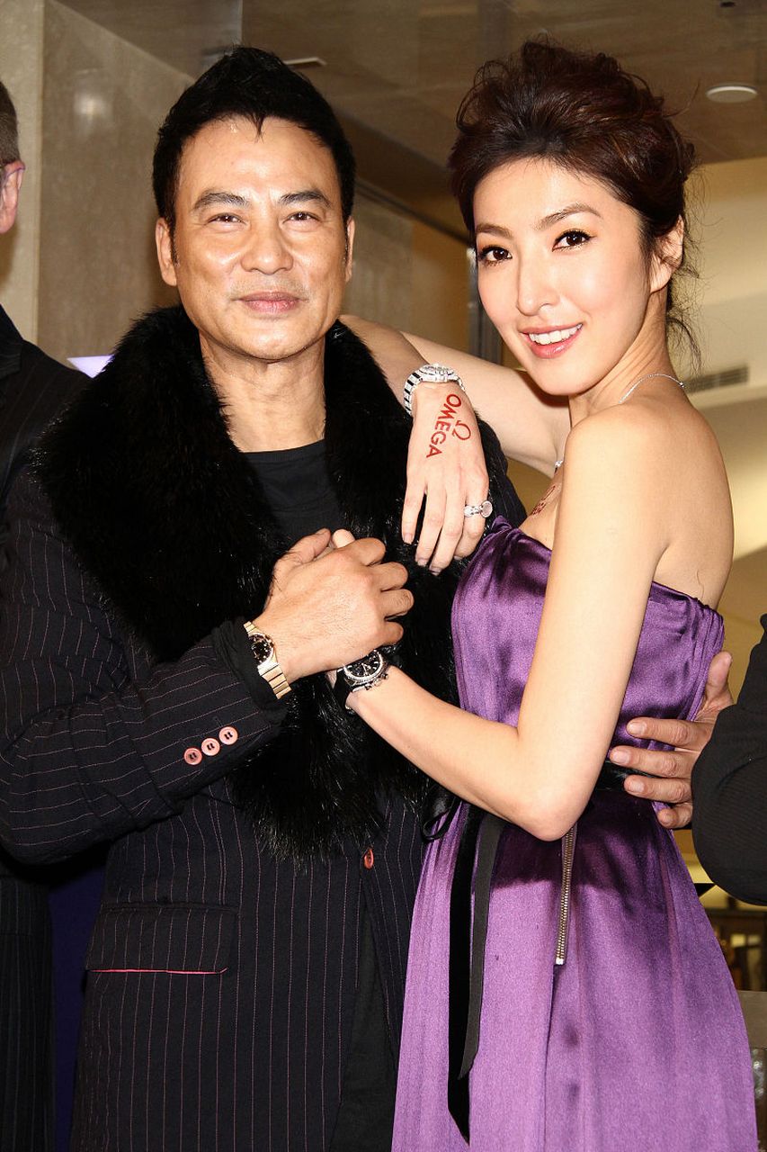李子雄老婆# #热门话题100万流量#  作为一位成功的企业家和政治家