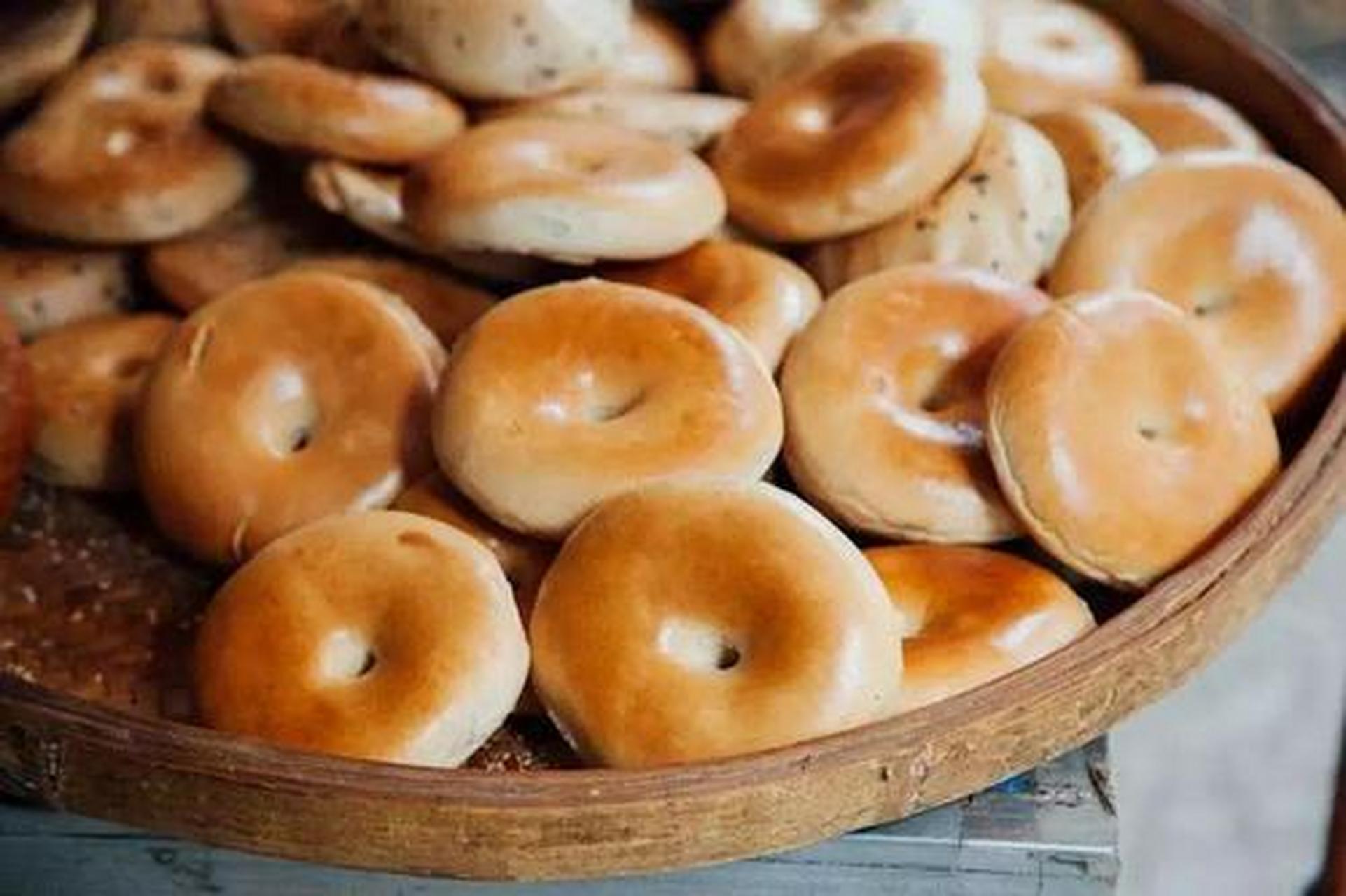 百城百味#【福清美食】福清光饼: 光饼是在福州麻饼的基础上改良烤饼