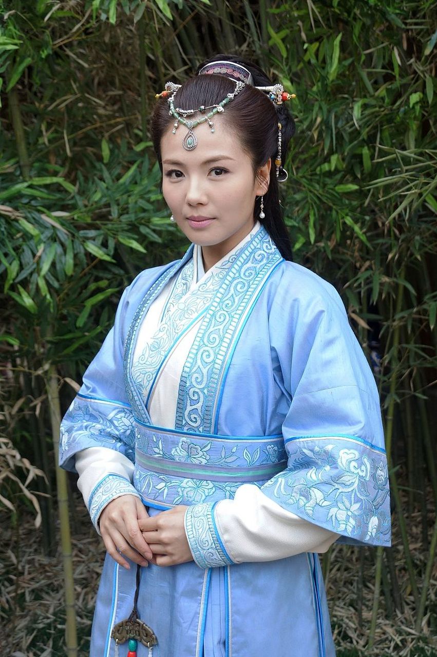 福建人对刘涛的妈祖滤镜,是一种表达对妈祖信仰的敬意和崇拜的方式.