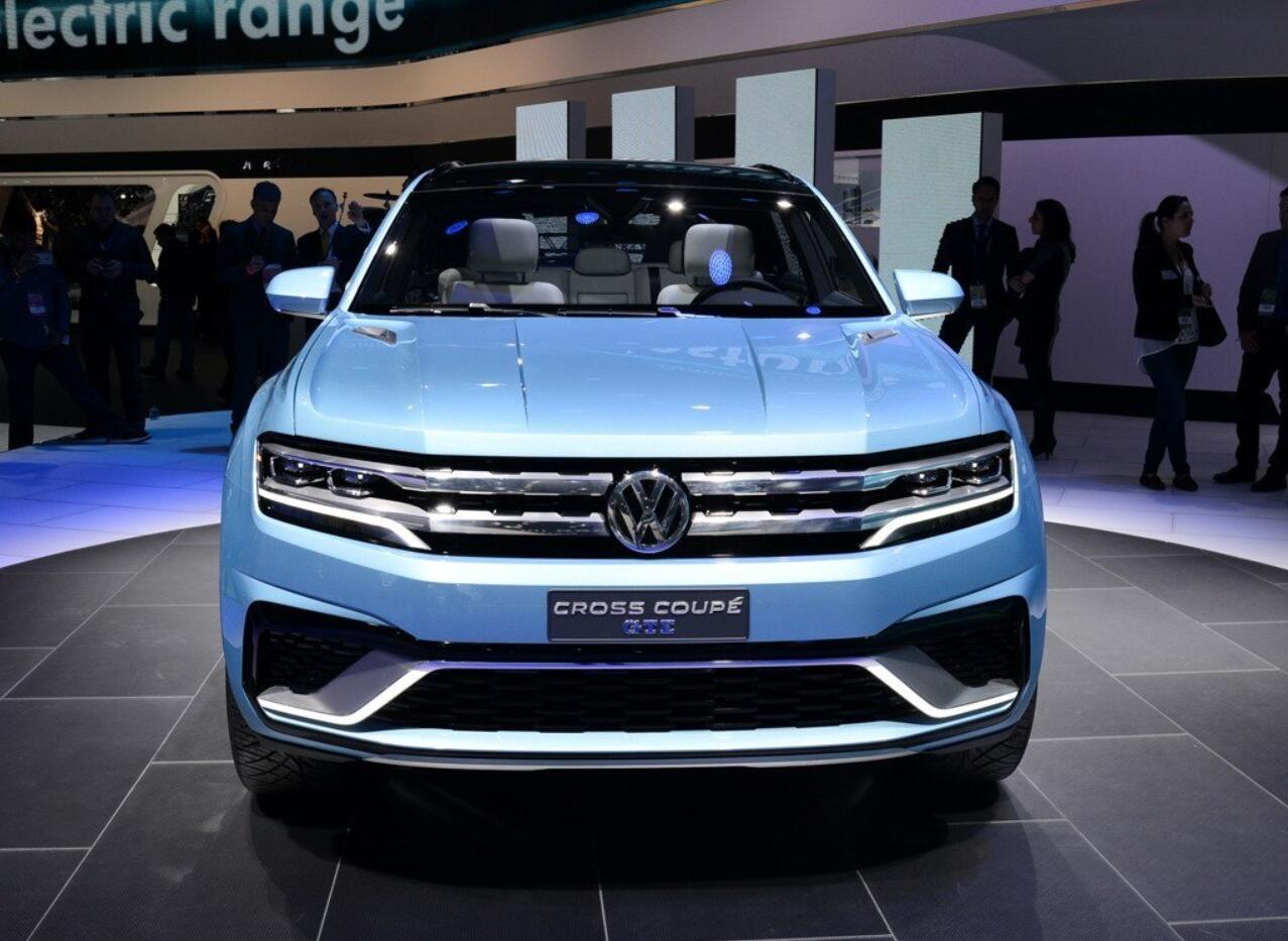 大众也玩掀背?这suv配无框门,百公里加速6秒,比途锐大!