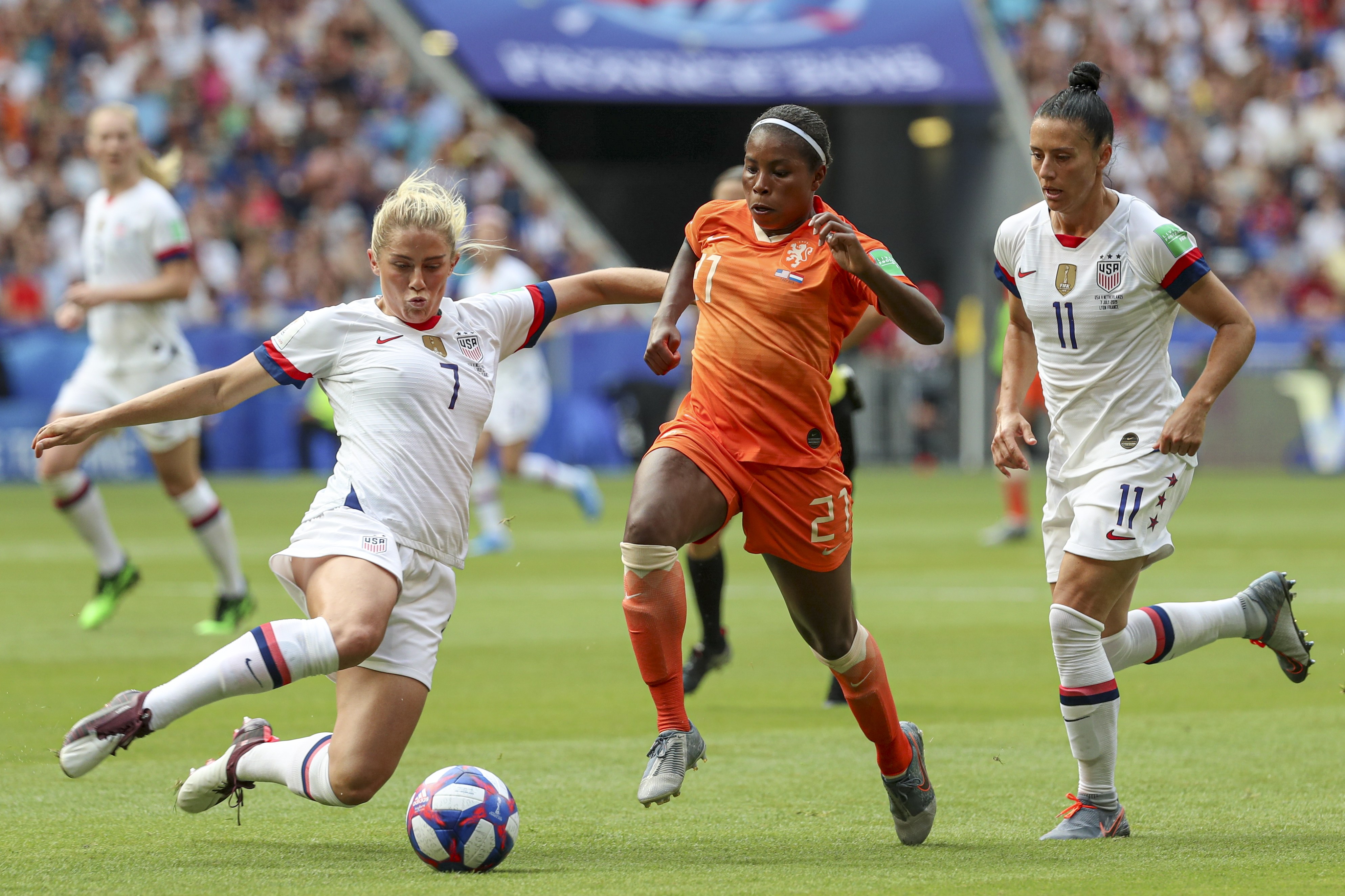 足球——女足世界杯:美国队夺冠(3)