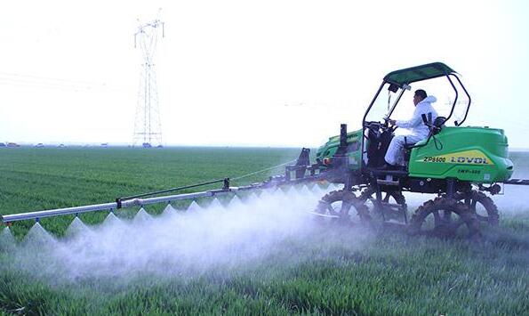 地走式植保机械