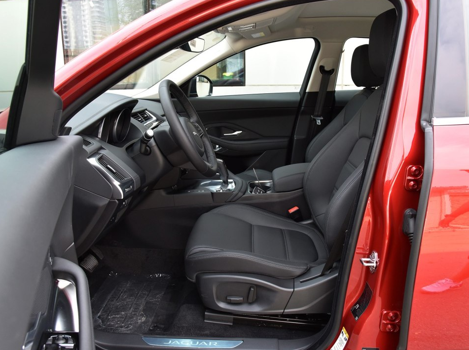 这款设计非常大气时尚的捷豹e-pace你值得拥有