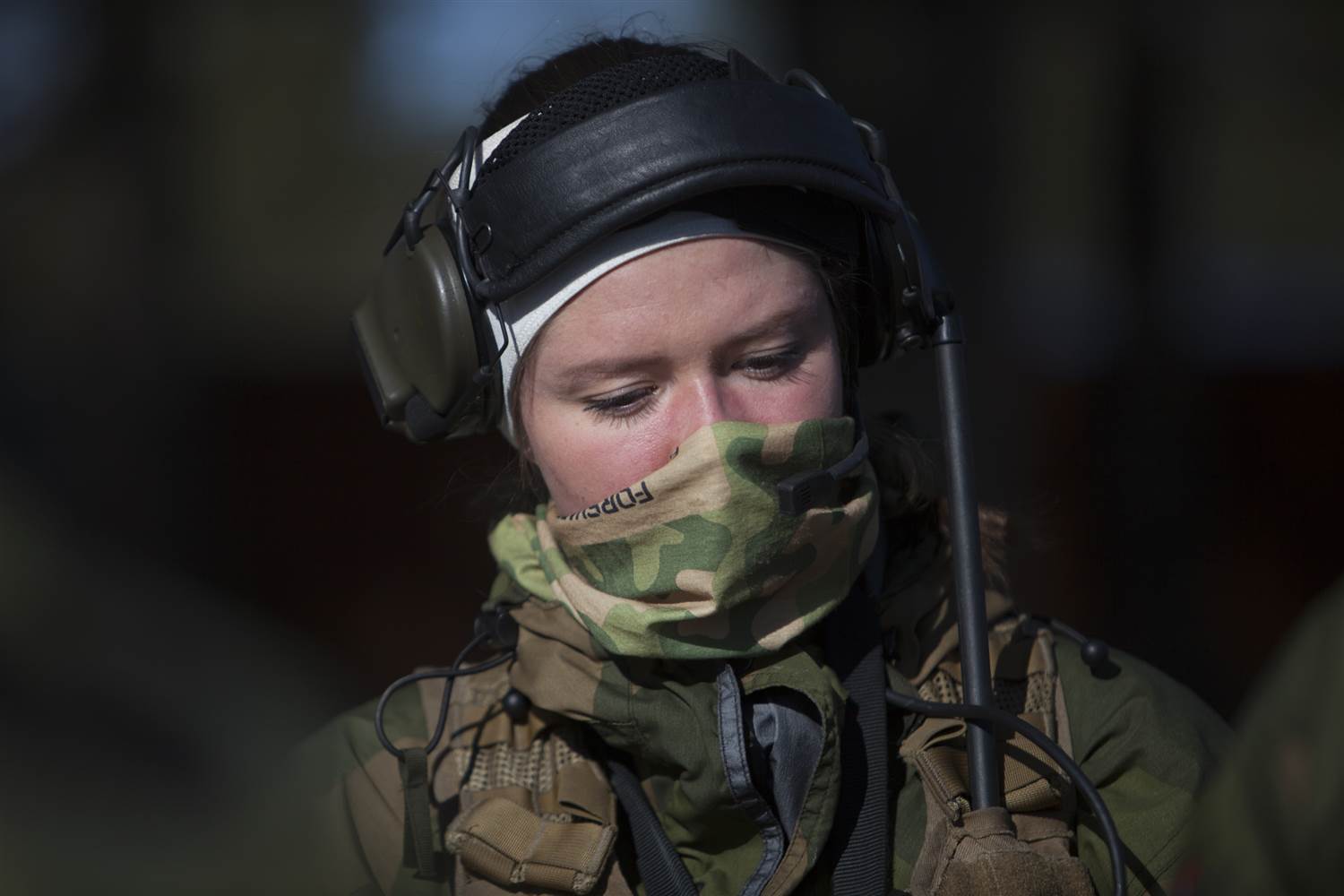 挪威女兵图片