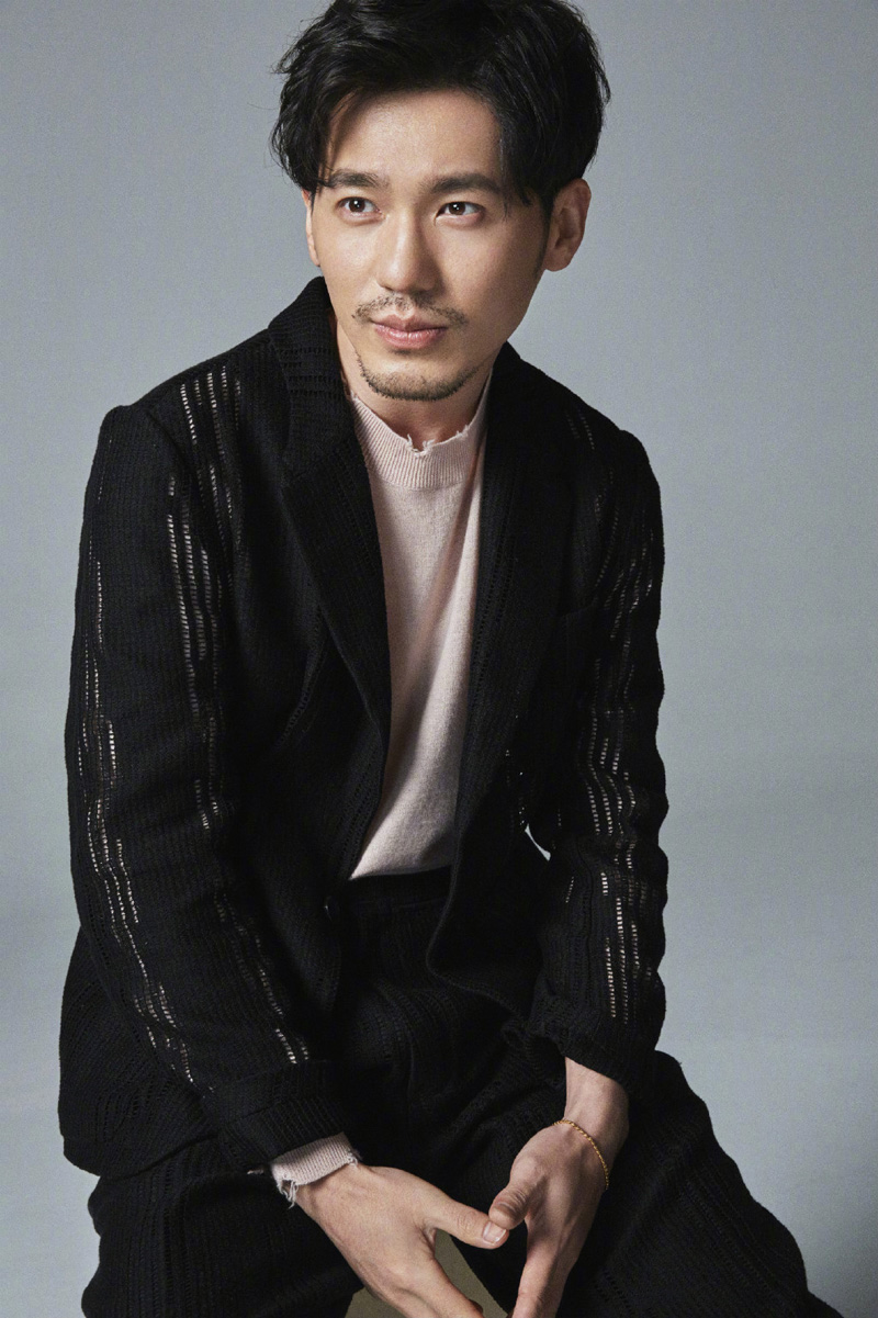 白宇:中国内地影视男演员毕业于中央戏剧学院表演系!