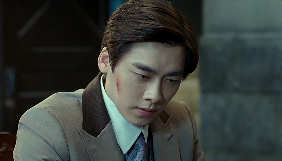 李易峰在《麻雀》中饰演的陈深,演技一直在进步!