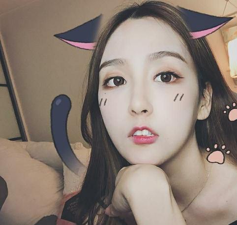 lpl美女解说rita上传最新美照,网友却纷纷怪罪马赛克!