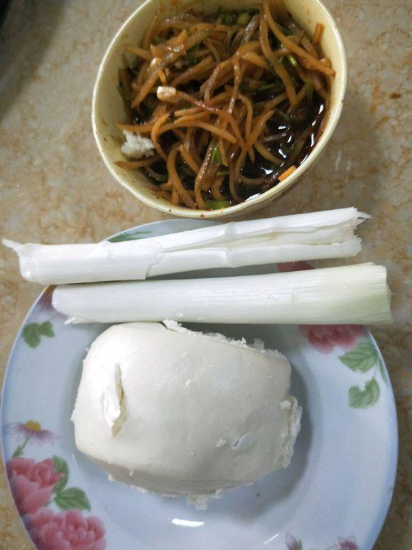 如果一天三顿饭只吃馒头和咸菜,能坚持多久呢?