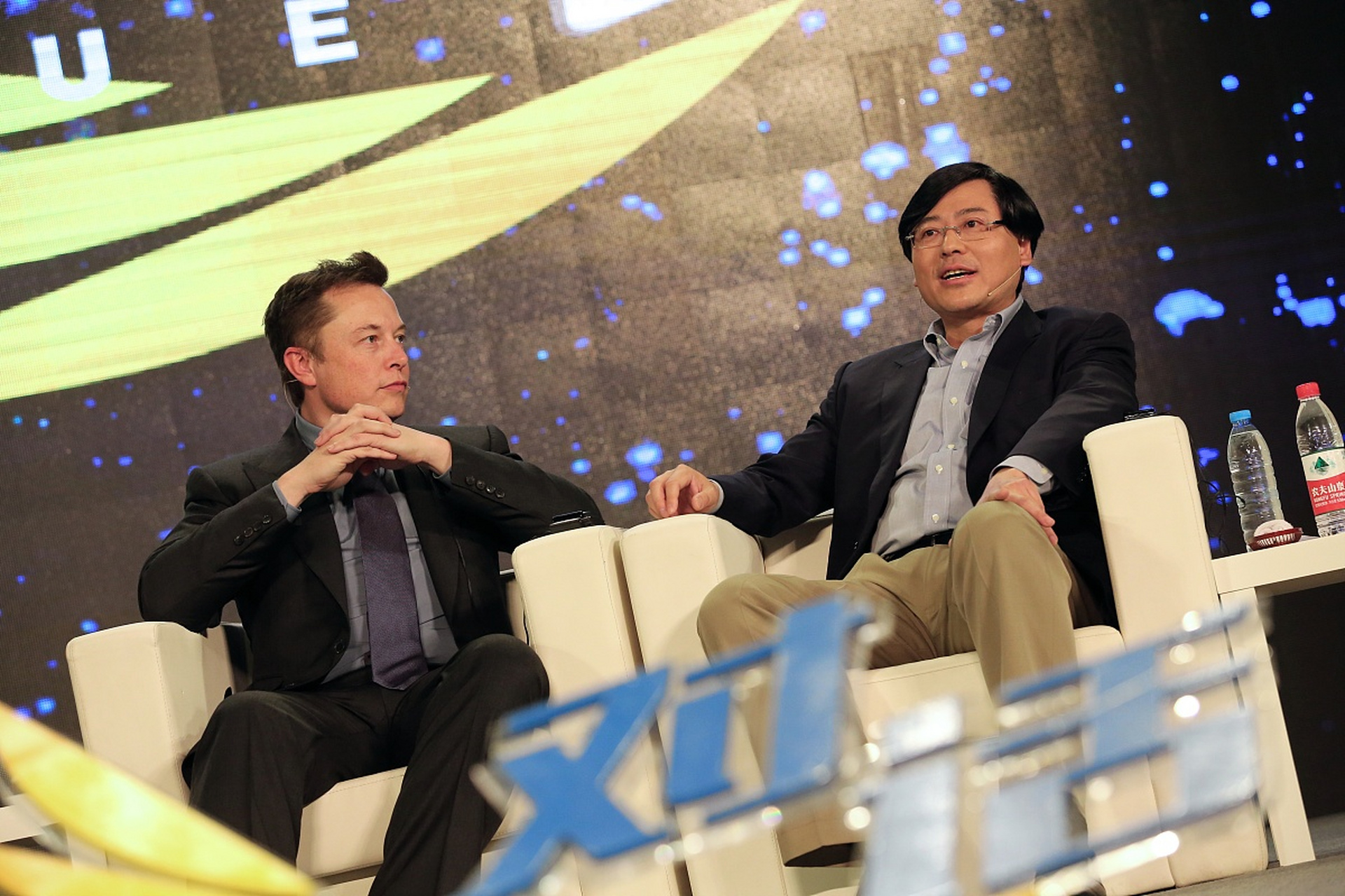 2014年,央视在节目中采访了马斯克和杨元庆