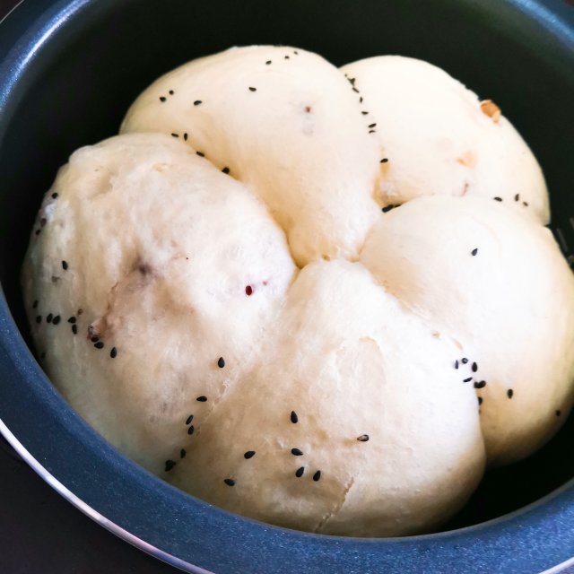 家庭电饭煲版面包,和面不用一滴水,蓬松喧软做法简单