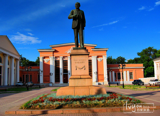 盘点俄罗斯·梁赞州的著名景点,从你所熟知的生理学家巴甫洛夫雕像谈