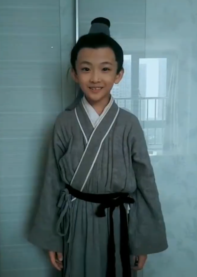 小朋友的萌系cosplay:最萌忘羡cp,吕秀才也要变可爱