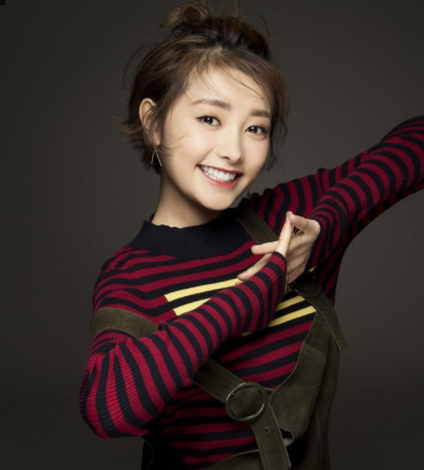 吴昱瑶,一个奋斗在娱乐圈的小姑娘