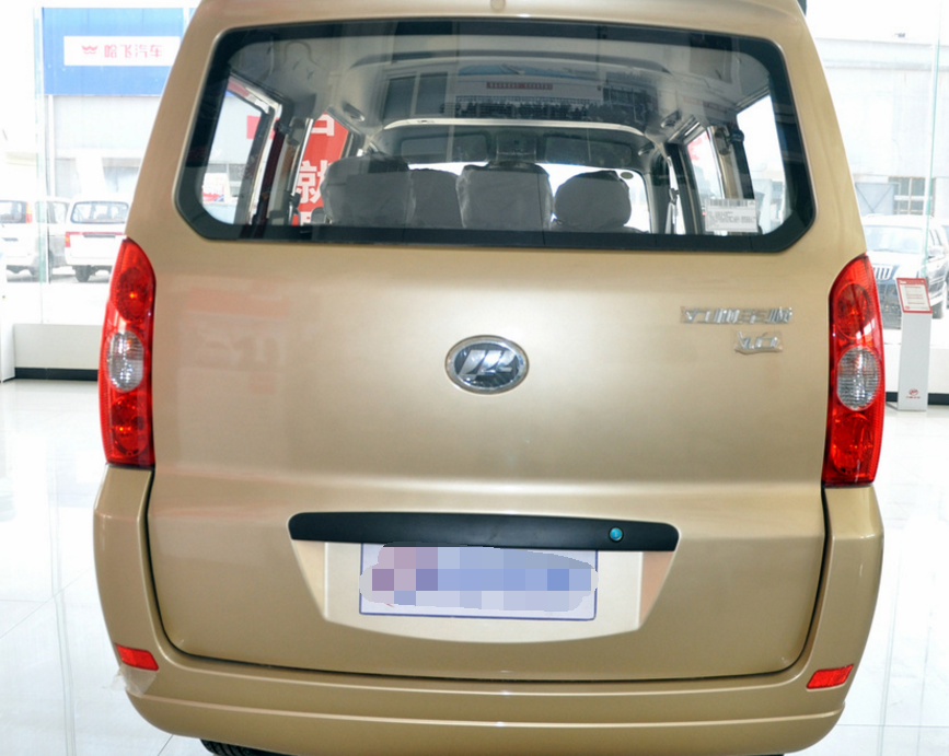 丰顺1.0l 手动 舒适型,设计简洁得体,外观比较潮流