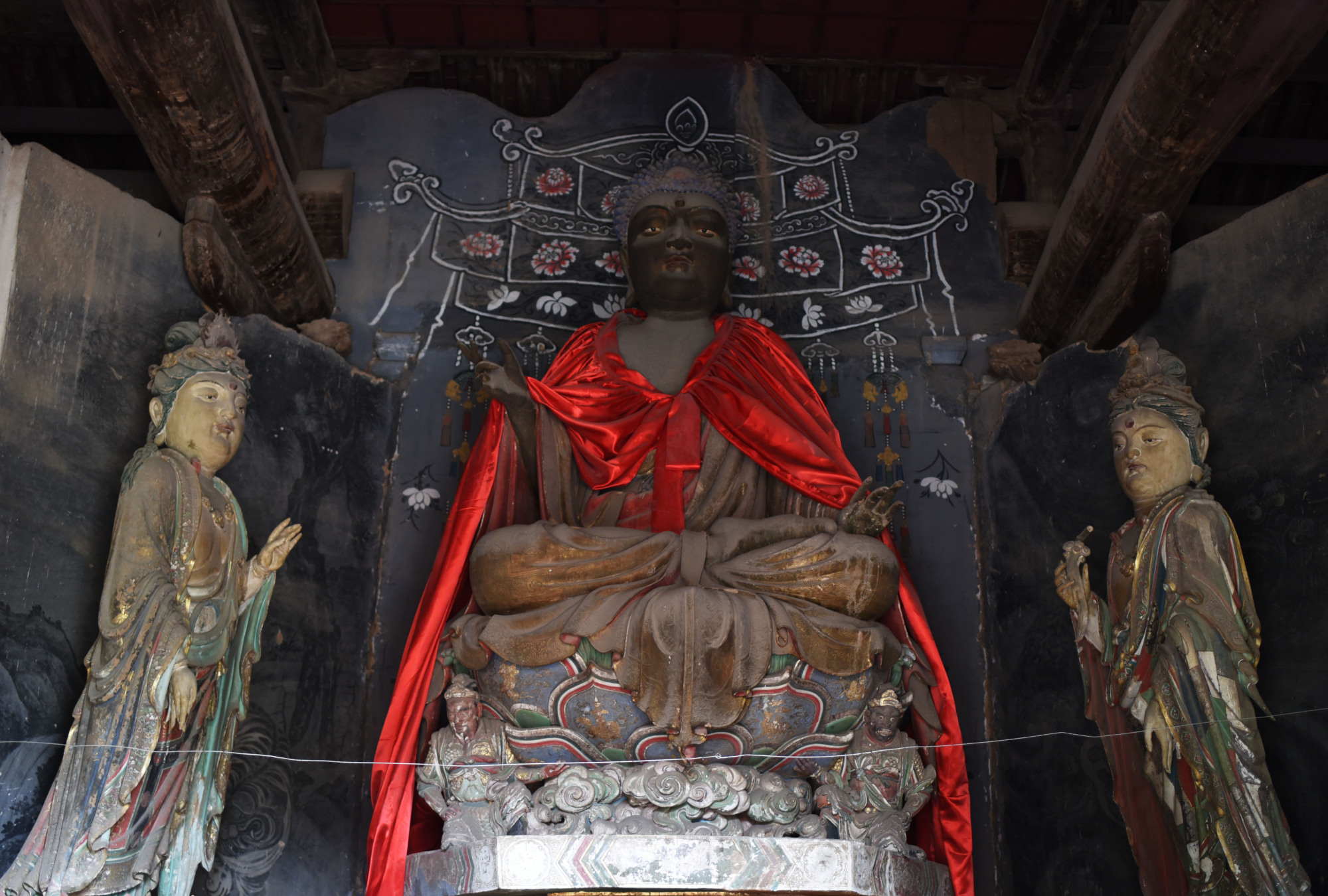 山西襄汾赵康普净寺内藏元明彩塑十分精美,已被国家重点保护!