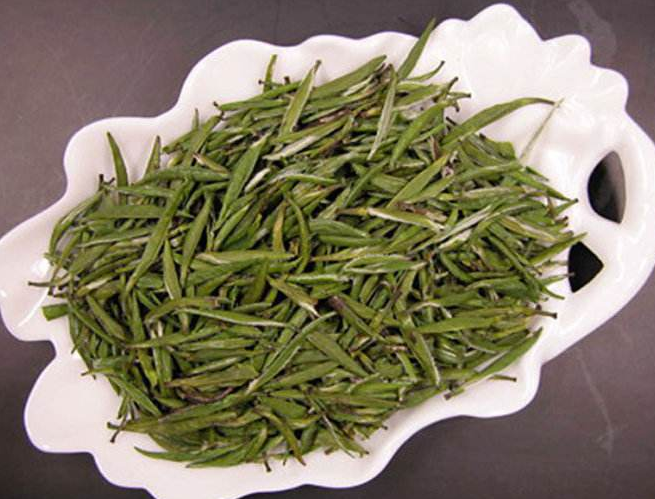 美食:日铸雪芽,香气清香持久,经5次冲泡后,香味依然存在!