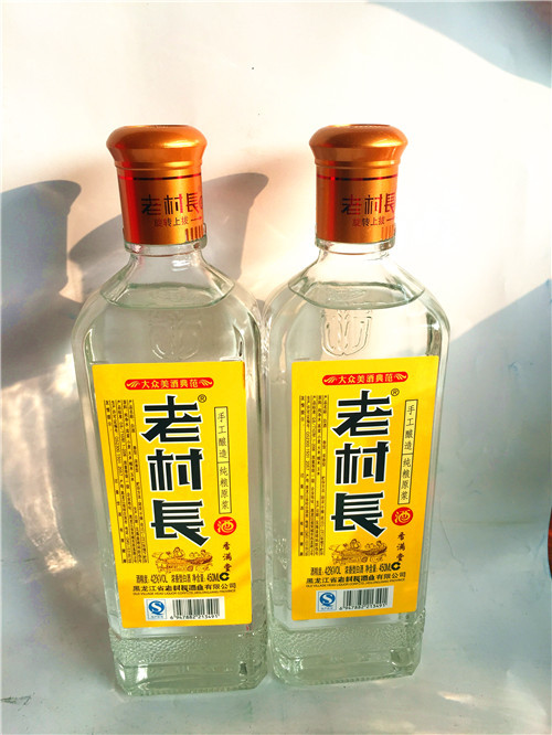 最受欢迎的4种"平民白酒",酒香浓郁,关键价格非常亲民