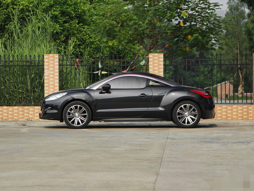 领你欣赏东风标致rcz的霸气外观