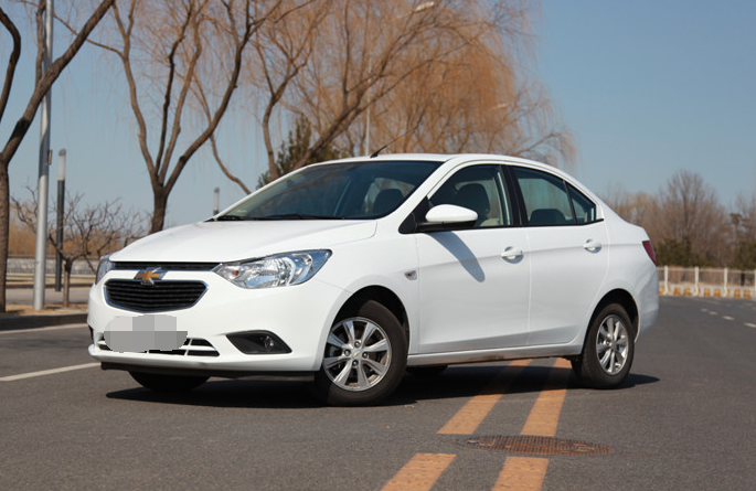 这款雪佛兰赛欧3整体外形非常耐看,大气且具有辨识度!