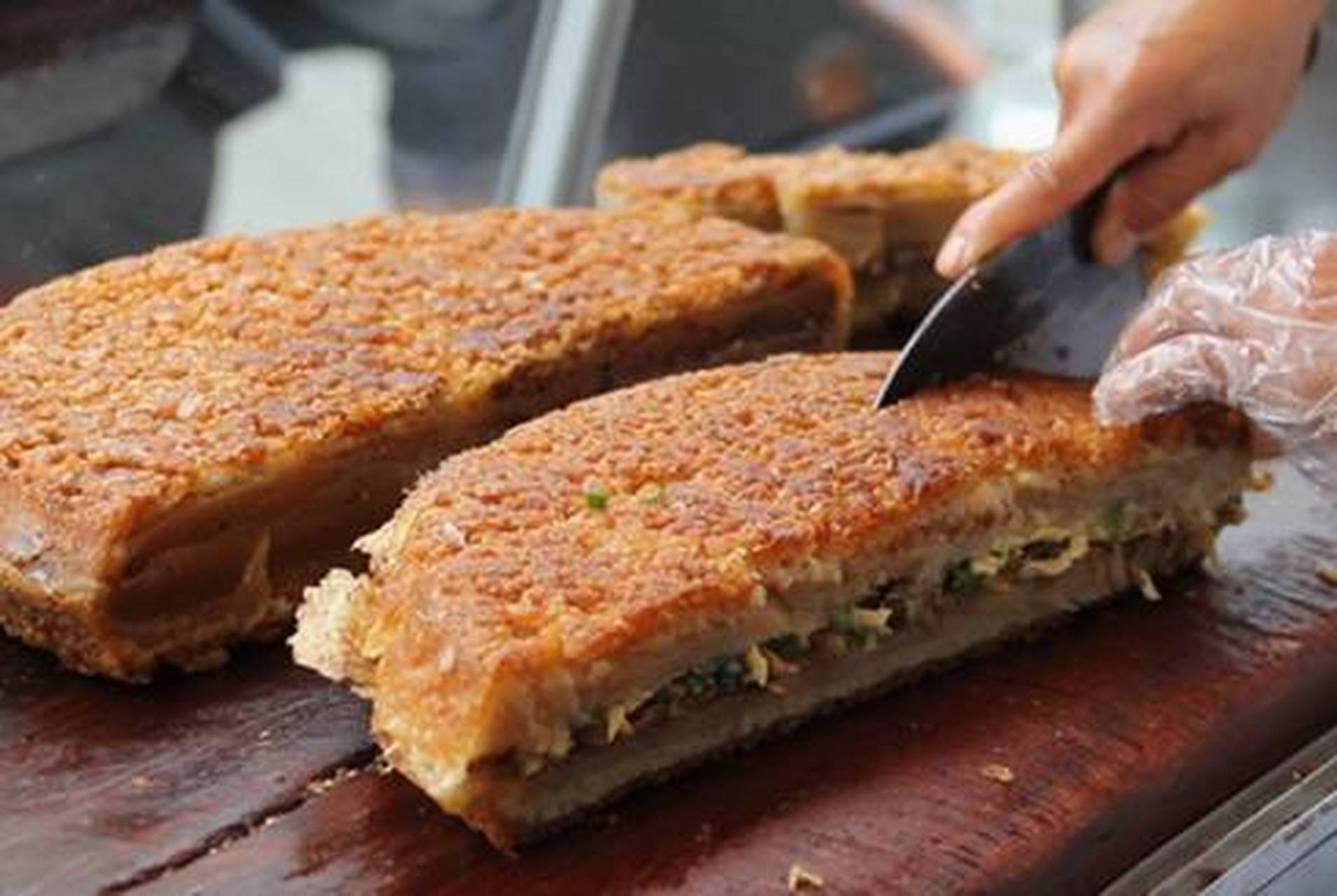 冬至吃什么#漳州面煎粿在漳州的小吃中,面煎粿可谓是色香味俱全的