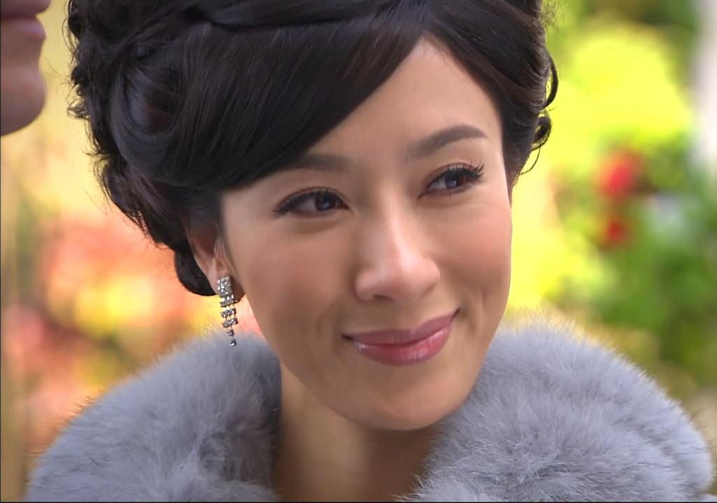昔日tvb五小花颜值排行:钟嘉欣第三,陈法拉第二,第一性感妩媚