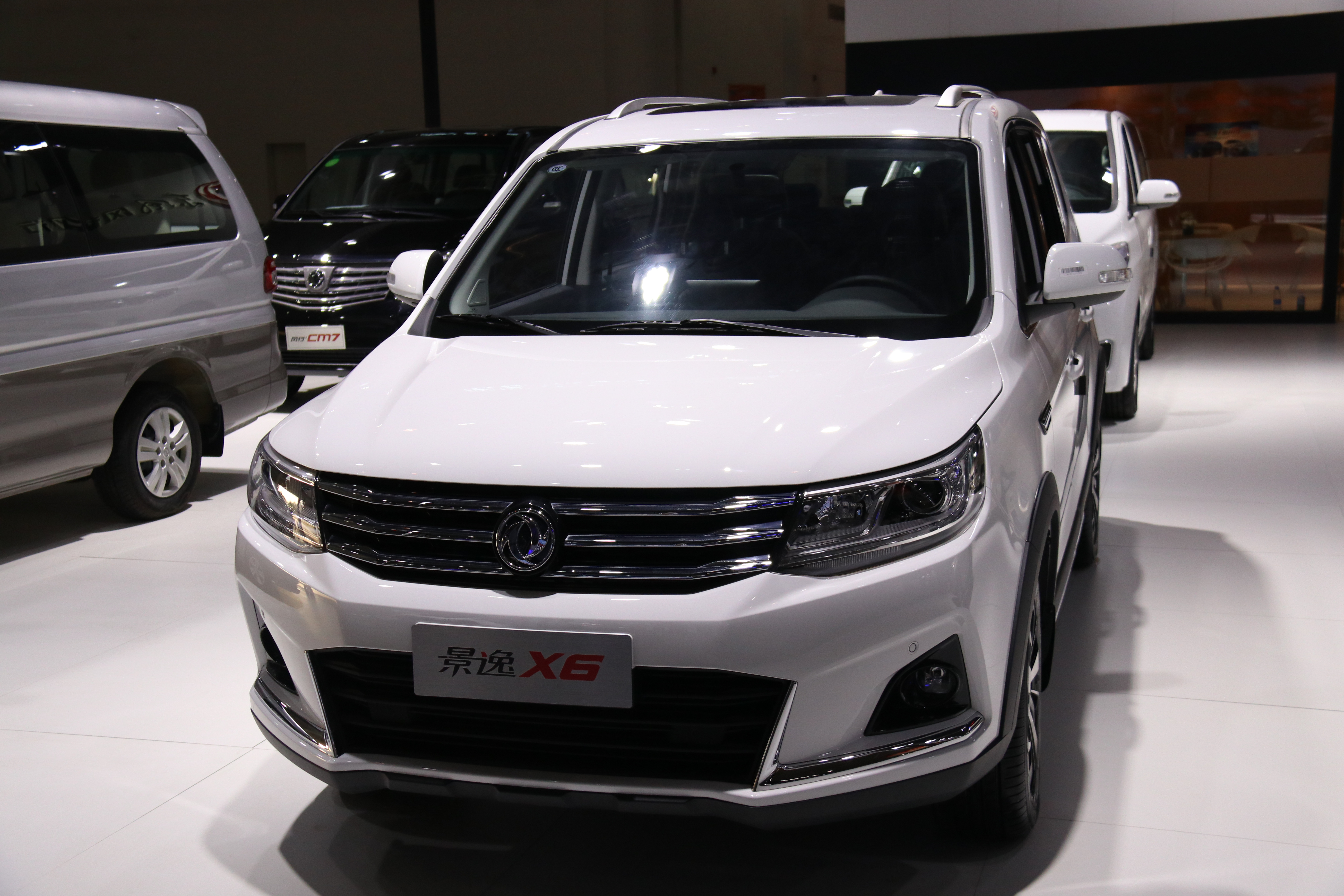 武汉车展汽车实拍,你都认识这些车吗?