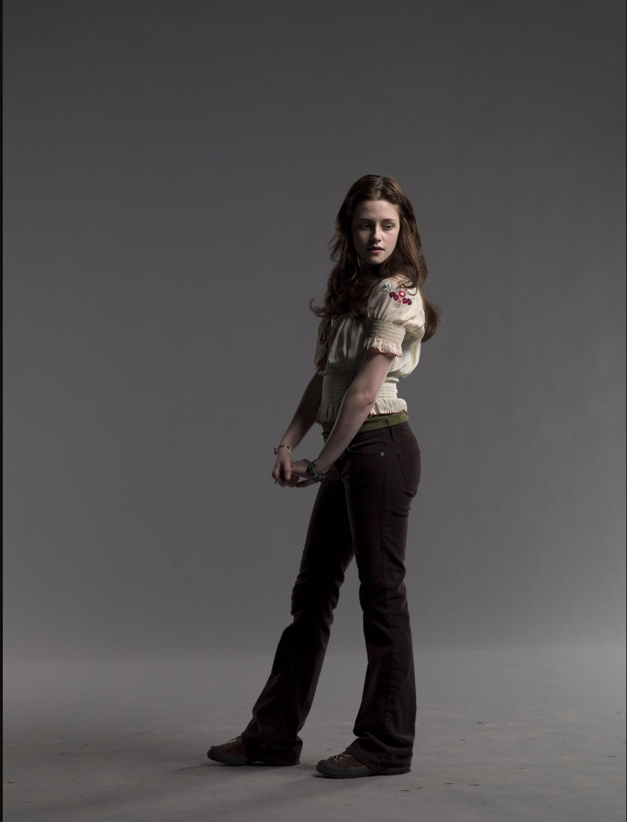 爱在《暮光之城》女孩交了吸血鬼男友,勇敢选择变异