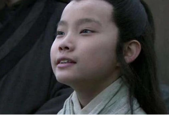 孔融求曹操放过他儿子,八岁儿子说了一句话,流传千年!