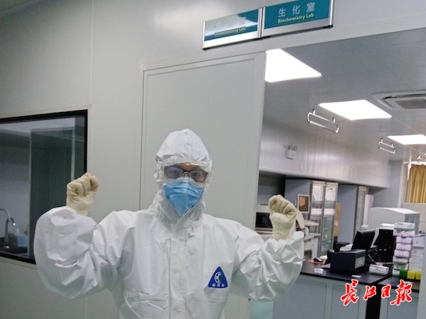 "我对孩子们说,妈妈去当奥特曼打怪兽了",孩子:我长大了也要当医生