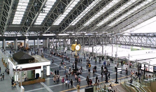 「日本語」在迷宫般的大阪梅田站,办一场真人迷宫逃脱游戏