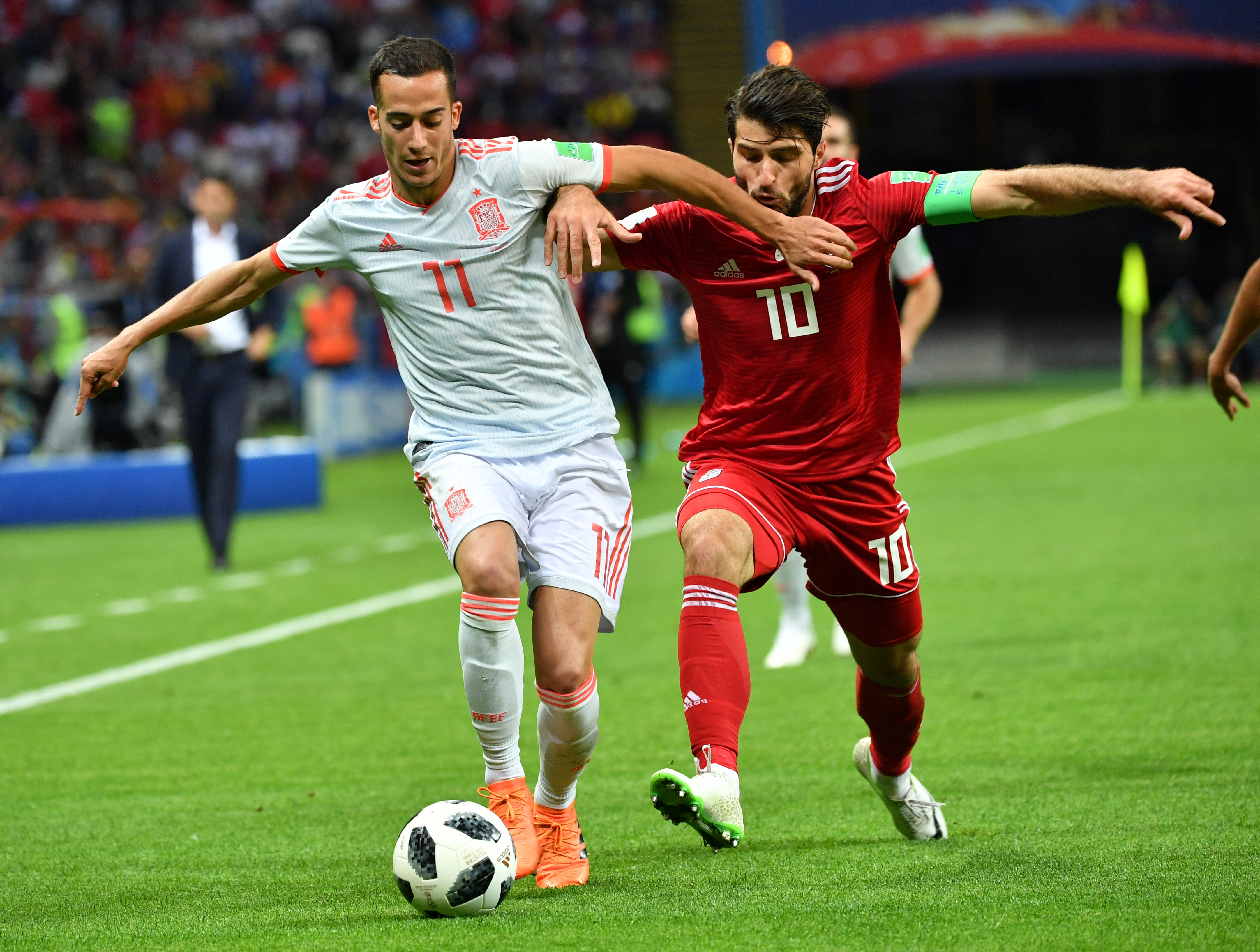 足球——b组:伊朗队对阵西班牙队(36)