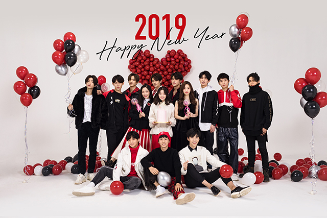 杨幂旗下"嘉行新悦"再添三位小花,长相甜美,路人缘blingbling