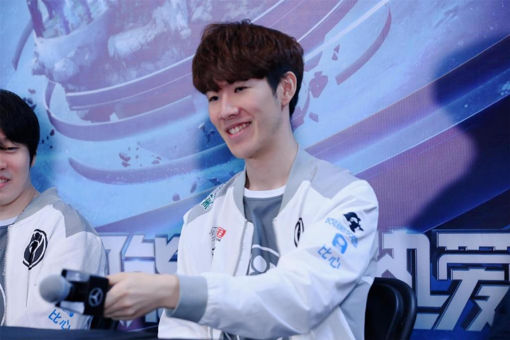 > 是photoshop elements 2020不是ps cc 2020,但不影响它的强大