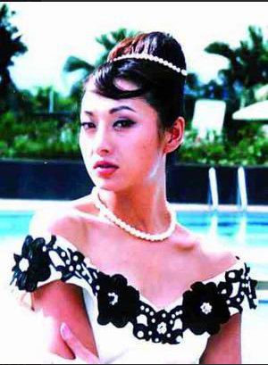 她是《豪门惊梦》中的董楚楚,心思缜密细心大胆,今演技精湛获赞