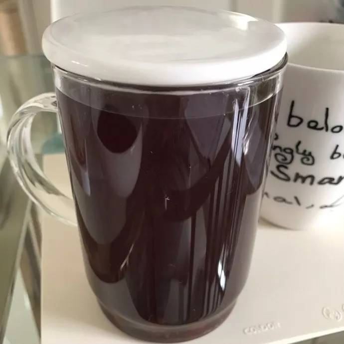 小垣要偷偷告诉你港姐的养生秘笈!用一杯藜麦茶来躲避炎炎夏日