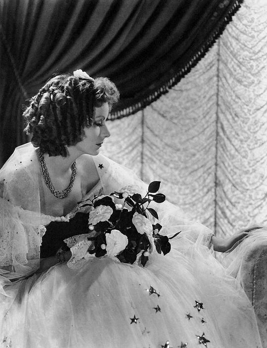 《茶花女》玛格丽特生前最喜欢的就是茶花