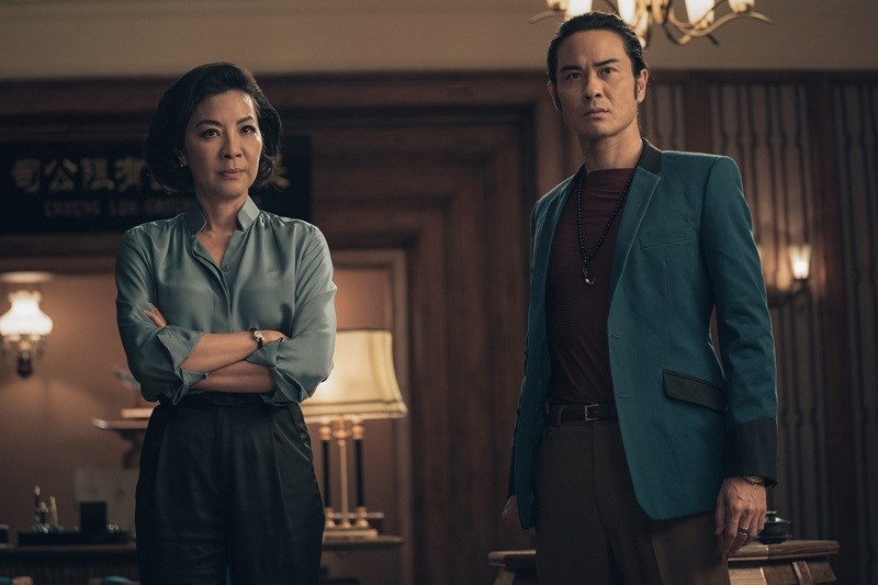 「八爷」郑嘉颖和杨紫琼扮黑帮姐弟《叶问外传:张天志》使坏被痛扁