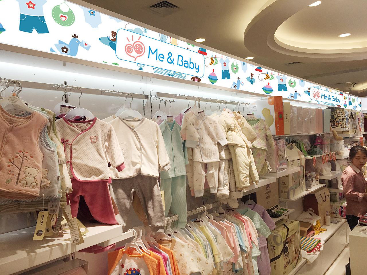 这4样衣服生完孩子就要用到,避免尴尬,孕妈最好自己准备