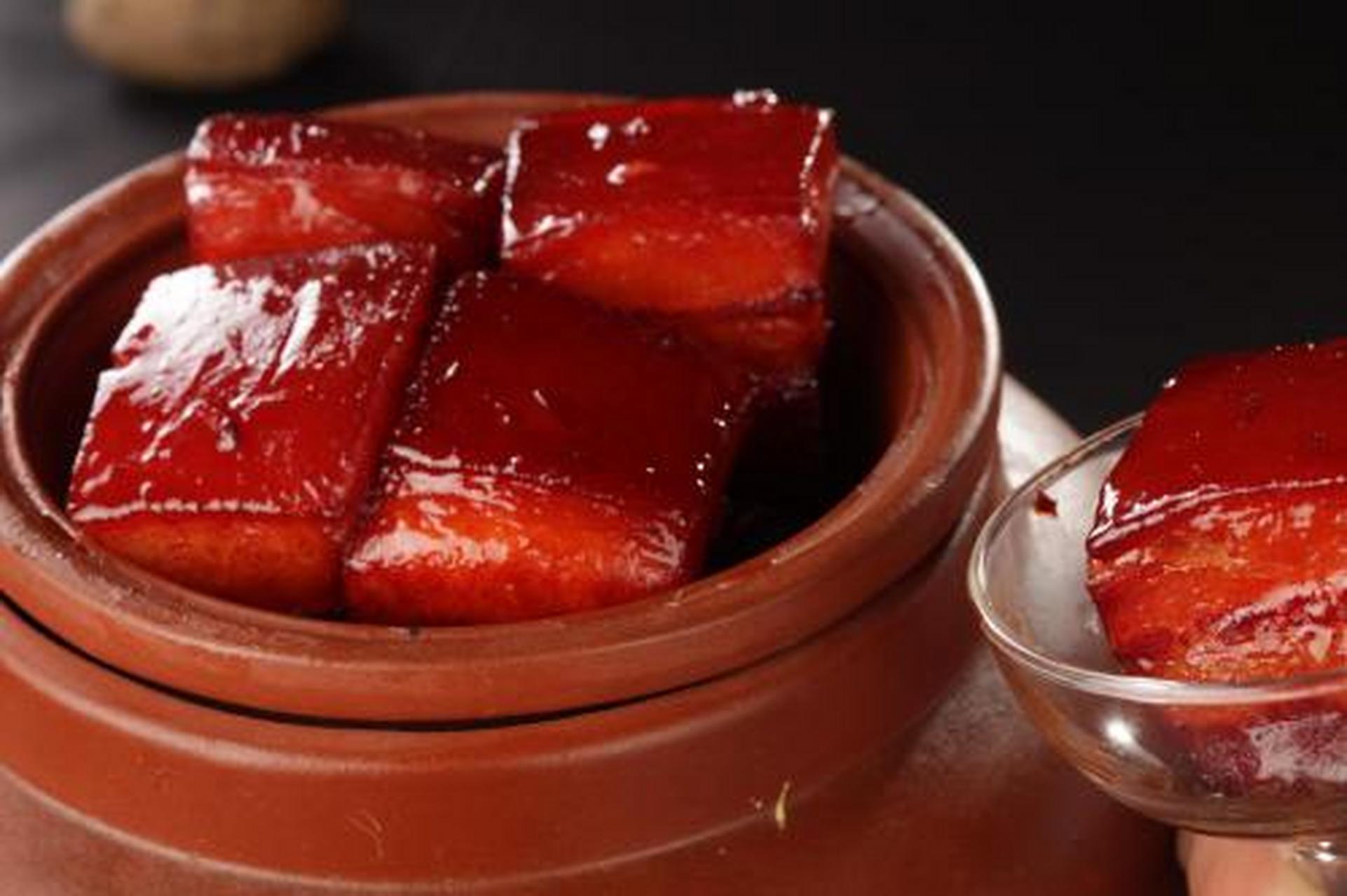 坛肉,是一道东北的特色美食.