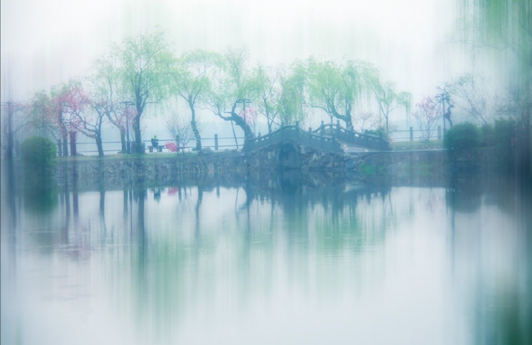 烟雨大地,繁花同行