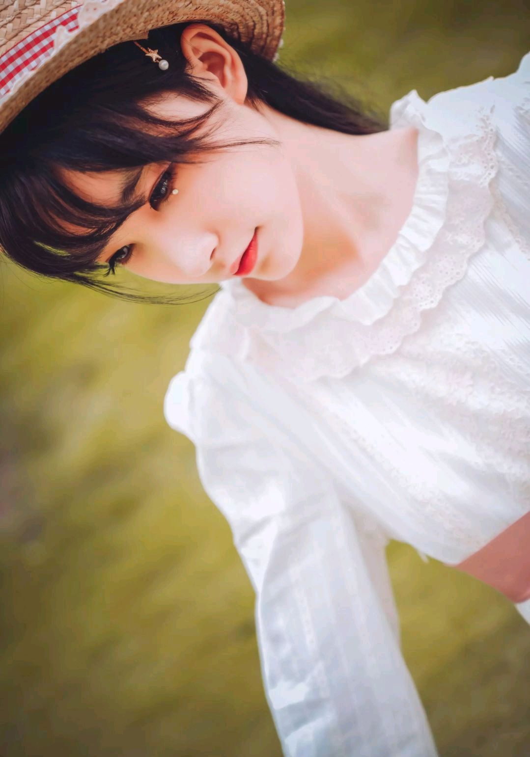 一组田园风格的美女写真,安静,甜美,空灵!