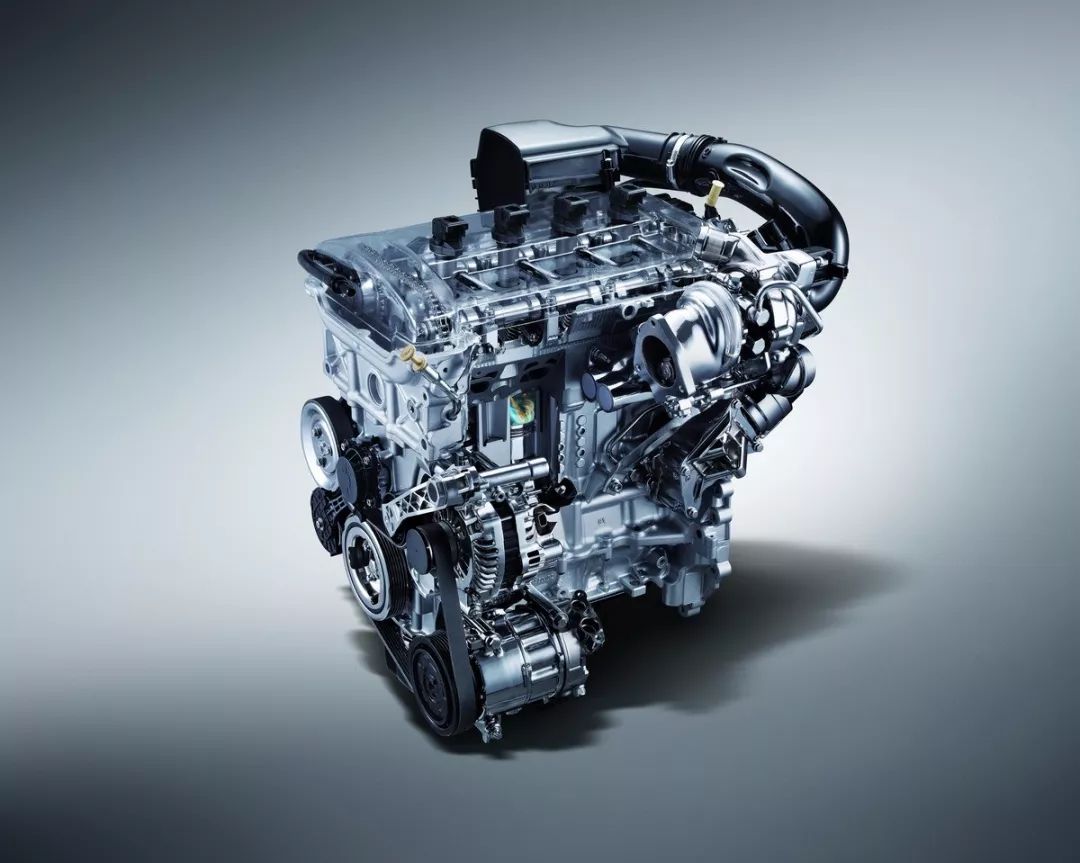 5代涡轮增压发动机 另一台排量更大的380thp涡轮增压直喷发动机具有